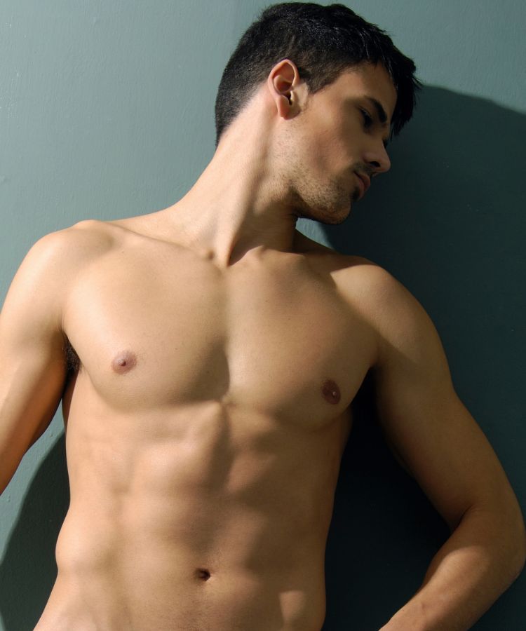 Male Body Turso